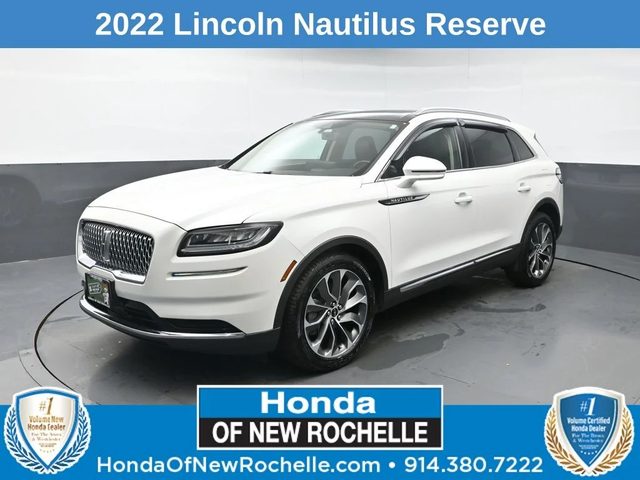 2022 Lincoln Nautilus Reserve AWD photo