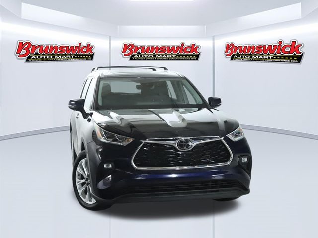 2022 Toyota Highlander Limited AWD photo