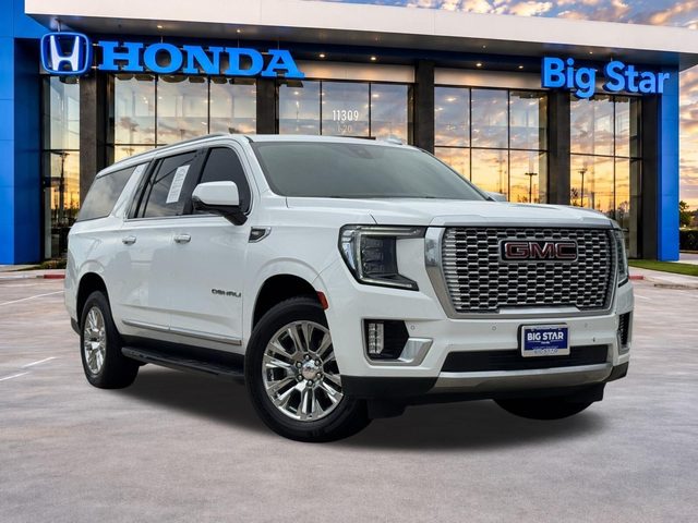 2022 GMC Yukon XL Denali RWD photo