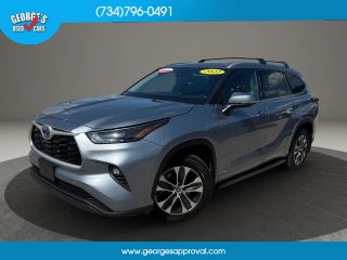 2022 Toyota Highlander Hybrid XLE AWD photo
