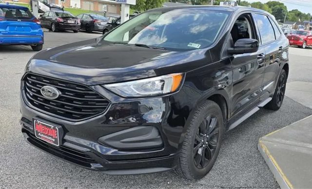 2022 Ford Edge SE AWD photo