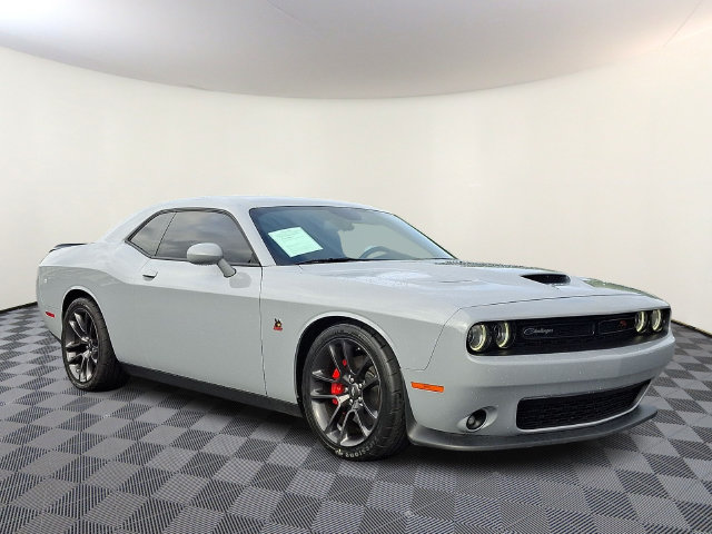 2021 Dodge Challenger R/T Scat Pack RWD photo