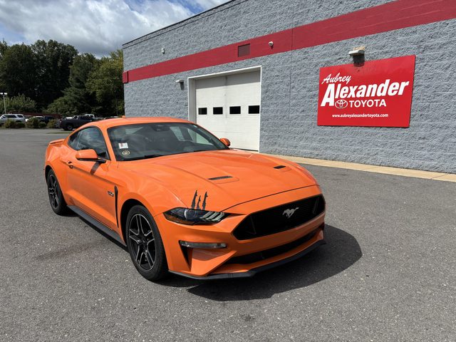 2021 Ford Mustang GT RWD photo