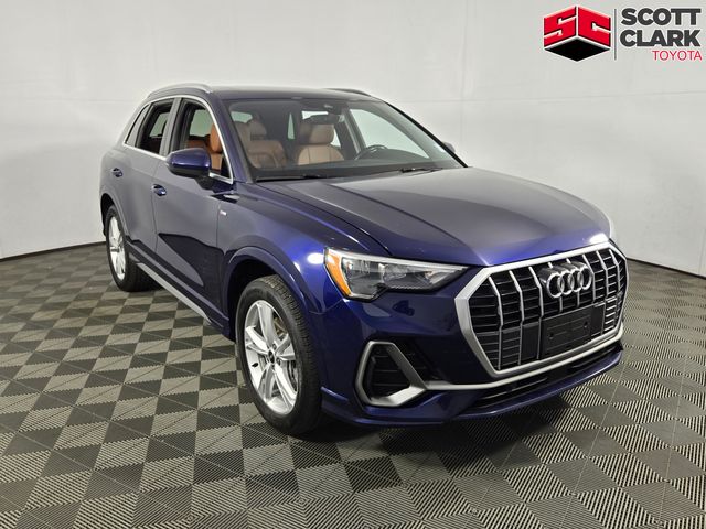 2022 Audi Q3 S line Premium AWD photo