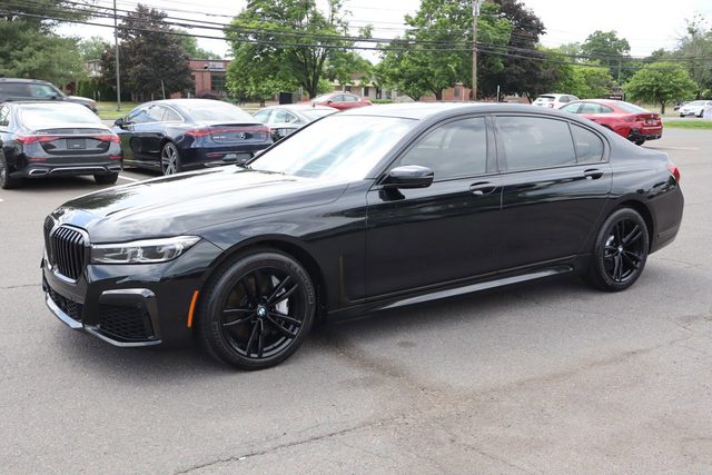 2022 BMW 7 Series 750i xDrive AWD photo