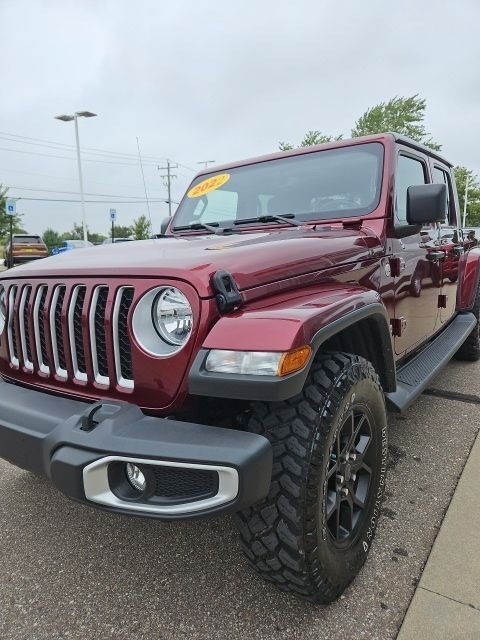 2022 Jeep Gladiator Overland 4WD photo