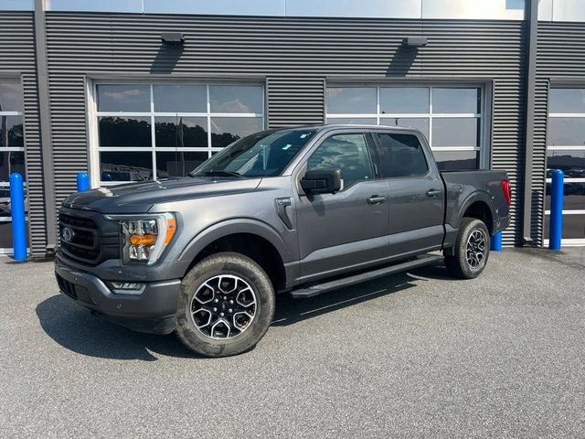 2021 Ford F-150 XLT 4WD photo