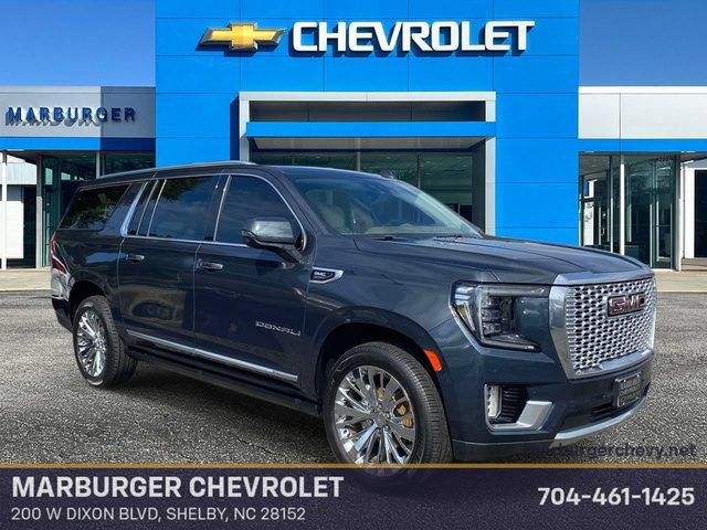 2022 GMC Yukon XL Denali 4WD photo