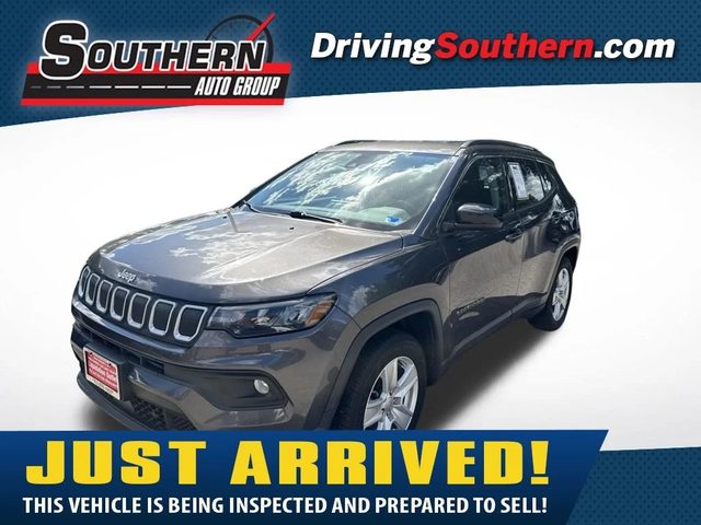 2022 Jeep Compass Latitude FWD photo