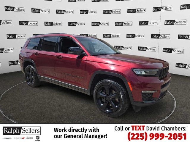 2022 Jeep Grand Cherokee L Limited RWD photo