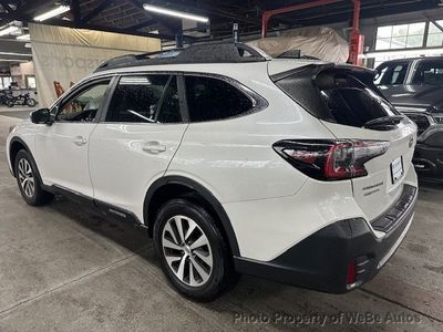 2022 Subaru Outback Premium AWD photo