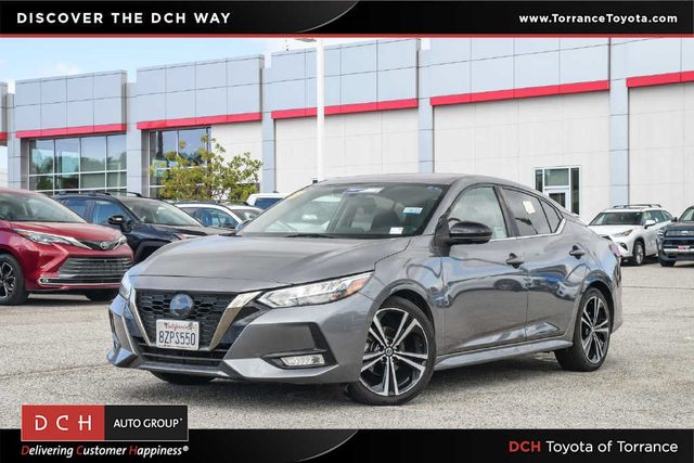 2022 Nissan Sentra SR FWD photo