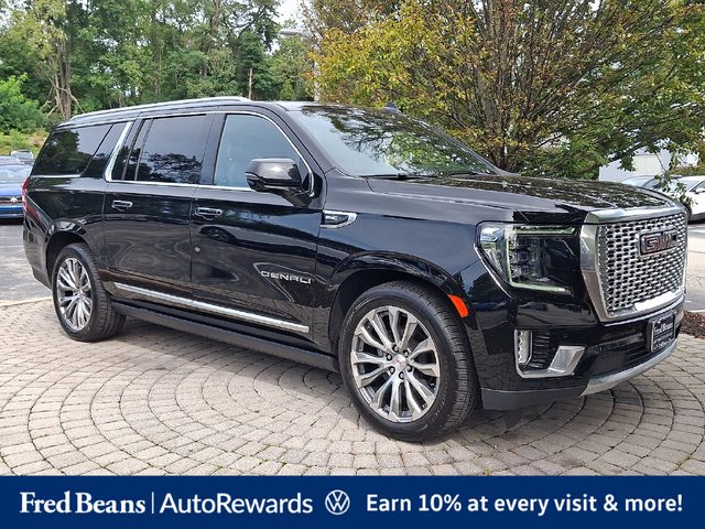 2022 GMC Yukon XL Denali 4WD photo