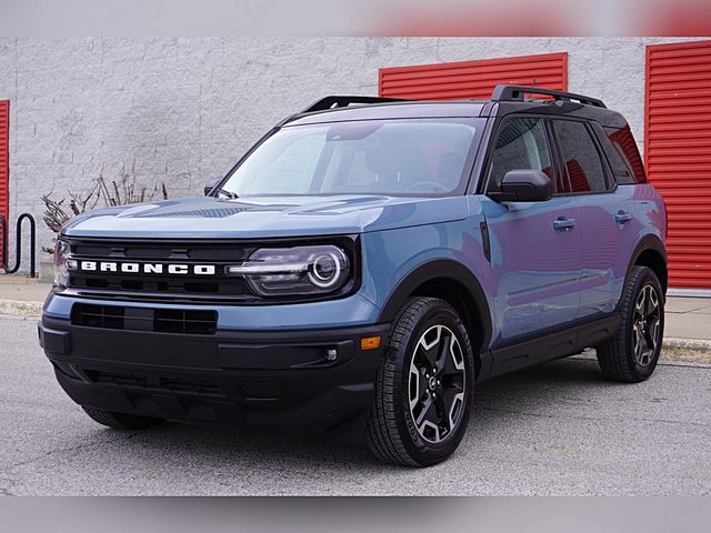2022 Ford Bronco Sport Outer Banks 4WD photo