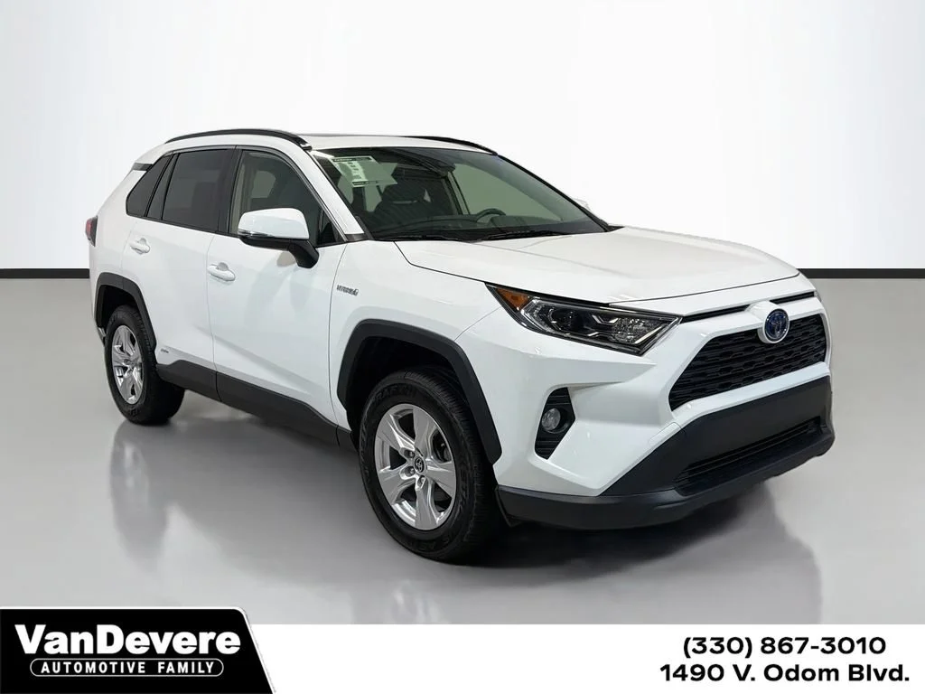 2021 Toyota RAV4 Hybrid XLE AWD photo