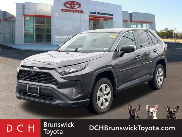 2022 Toyota RAV4 LE AWD photo