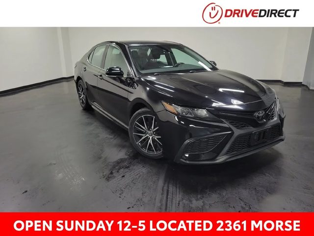 2022 Toyota Camry SE FWD photo