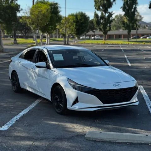 2022 Hyundai Elantra Blue FWD photo