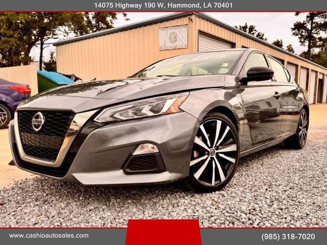 2022 Nissan Altima 2.0 SR FWD photo