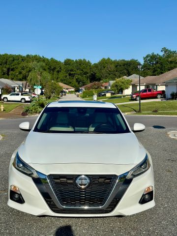 2022 Nissan Altima 2.5 SL AWD photo