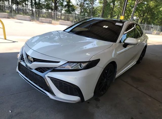 2022 Toyota Camry XSE FWD photo