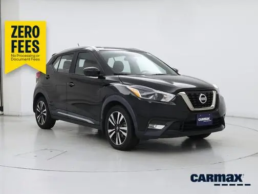 2019 Nissan Kicks SR FWD photo