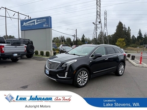 2017 Cadillac XT5 Platinum AWD AWD photo