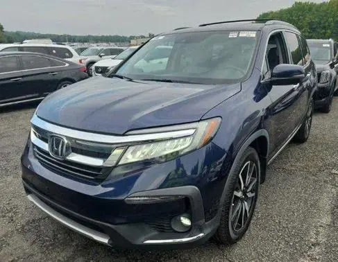 2022 Honda Pilot Touring 7-Passenger AWD photo