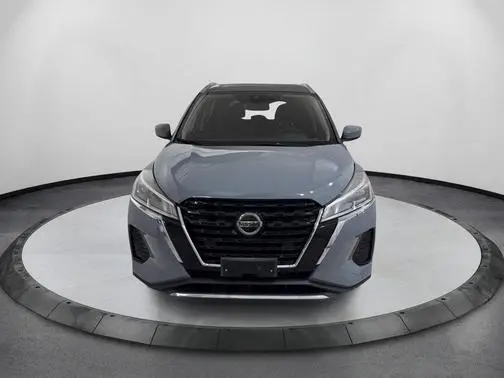 2021 Nissan Kicks SV FWD photo