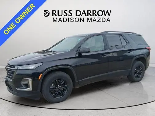 2022 Chevrolet Traverse LS AWD photo