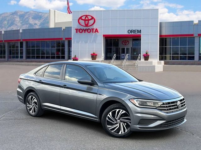 2021 Volkswagen Jetta SEL FWD photo