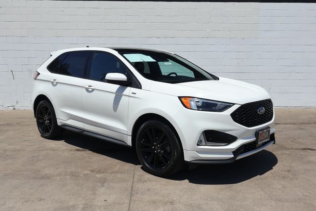2022 Ford Edge ST-Line AWD photo