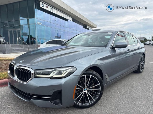 2022 BMW 5 Series 530i RWD photo