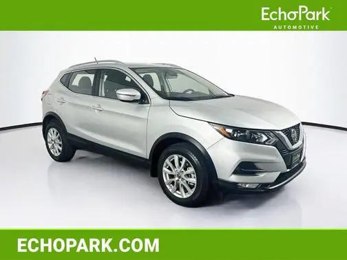 2021 Nissan Rogue Sport SV FWD photo