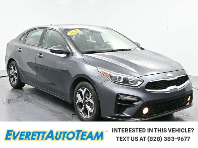 2020 Kia Forte LXS FWD photo