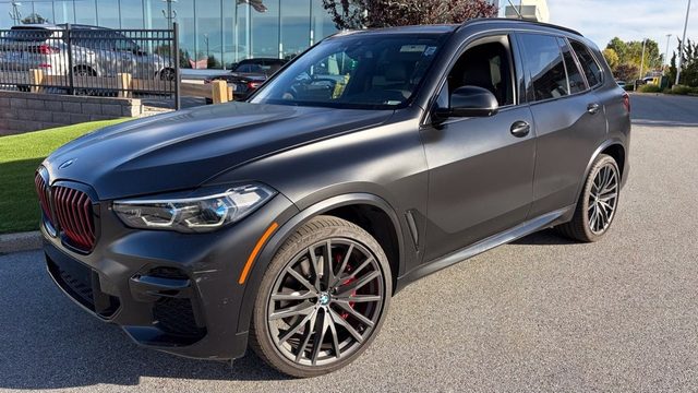 2022 BMW X5 xDrive40i AWD photo