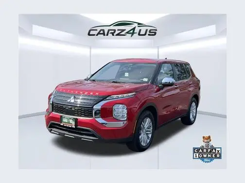 2022 Mitsubishi Outlander ES 4WD photo