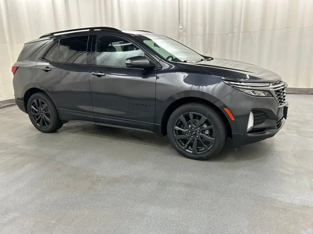 2022 Chevrolet Equinox RS FWD photo