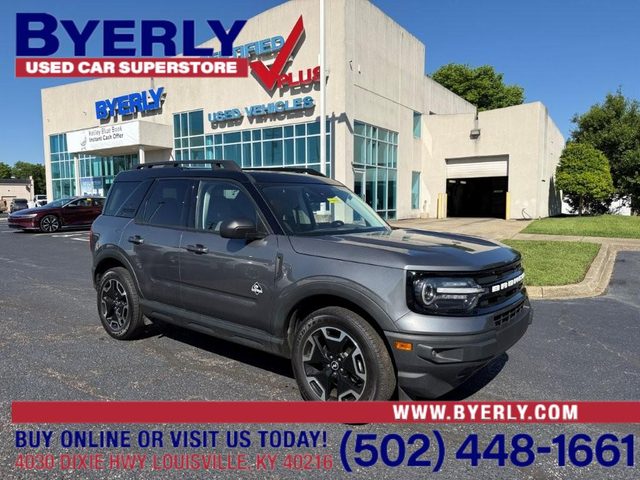 2022 Ford Bronco Sport Outer Banks 4WD photo
