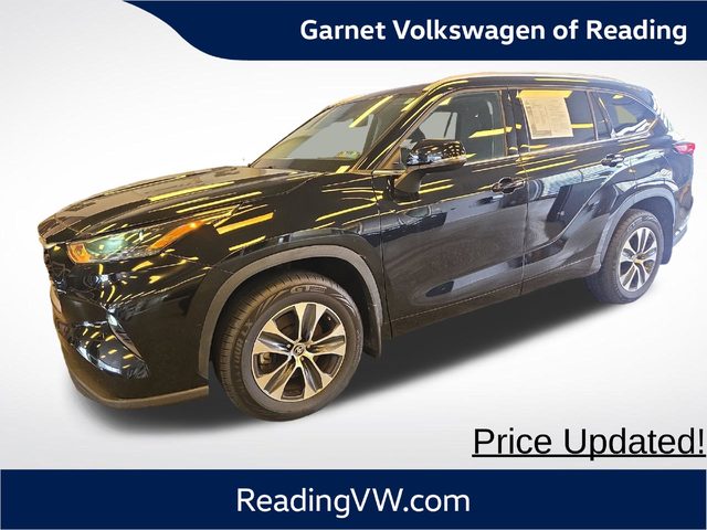 2022 Toyota Highlander XLE AWD photo