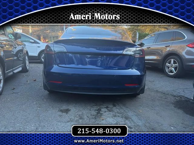 2020 Tesla Model 3 Standard Range RWD photo