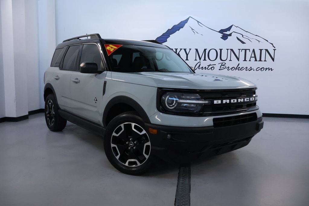 2021 Ford Bronco Sport Outer Banks 4WD photo