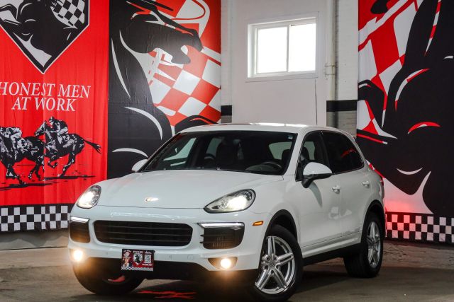 2017 Porsche Cayenne S AWD photo