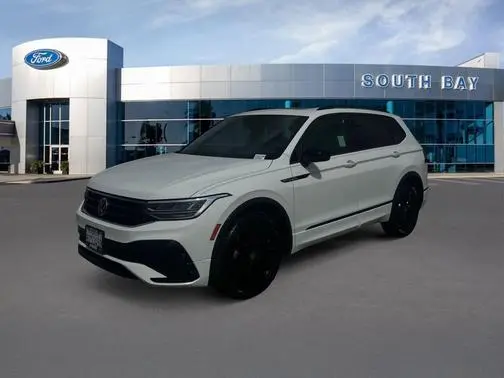 2022 Volkswagen Tiguan SE R-Line Black FWD photo