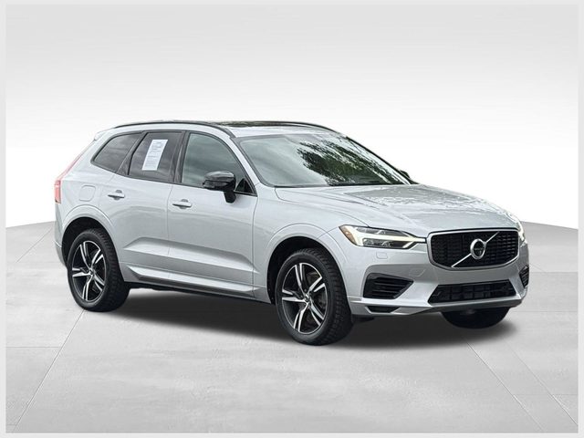 2020 Volvo XC60 R-Design AWD photo