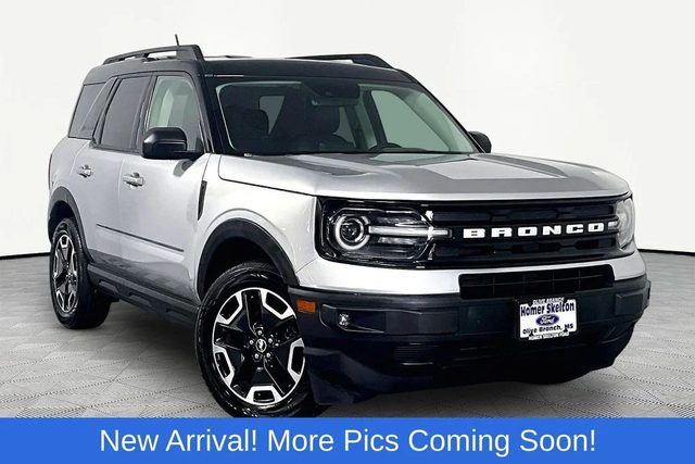 2021 Ford Bronco Sport Outer Banks 4WD photo