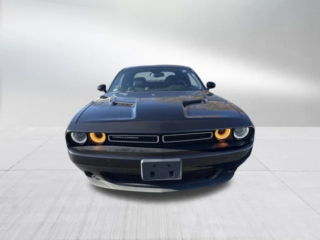 2019 Dodge Challenger SXT AWD photo