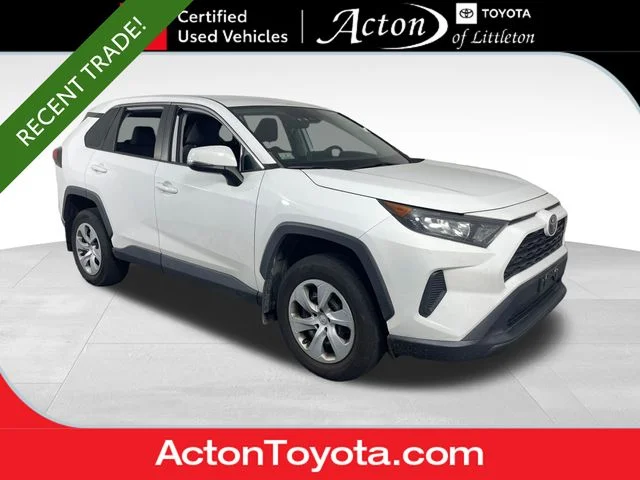 2022 Toyota RAV4 LE AWD photo
