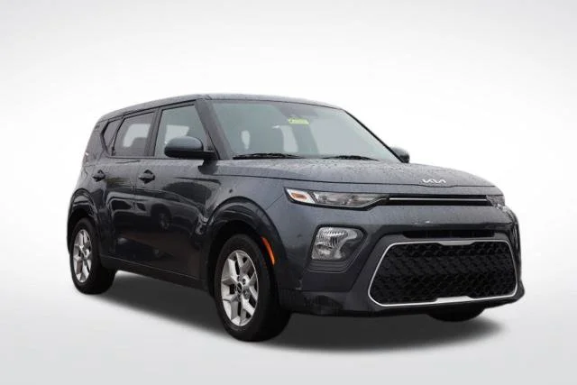 2022 Kia Soul LX FWD photo