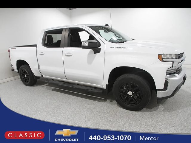 2022 Chevrolet Silverado 1500 LT 4WD photo